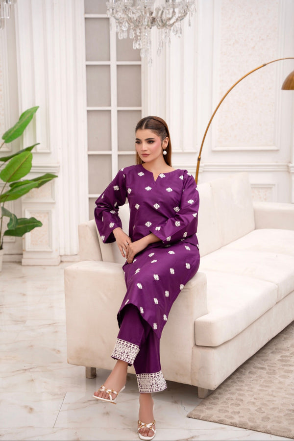 Nadia Embroidered 2Pc